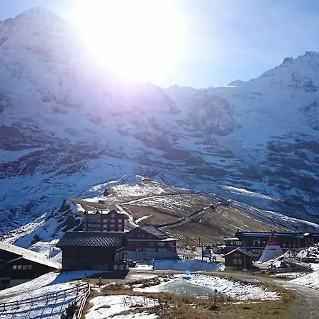 Hytte Bergrestaurant Kleine Scheidegg