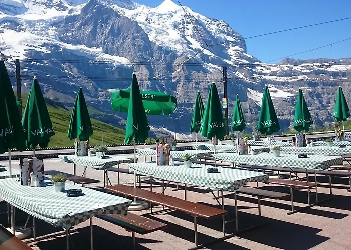 Alojamento de Turismo Selvagem Bergrestaurant Kleine Scheidegg